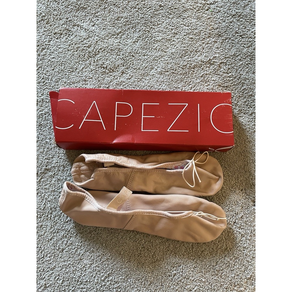 Capezio Ballet Shoes Daisy 205 Ballet Pink Leather Women's Size 9M NIB